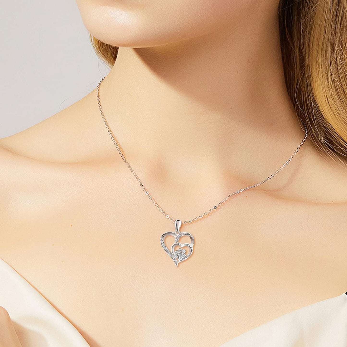 Inolt™ | Paw & Heart Necklace in Silver