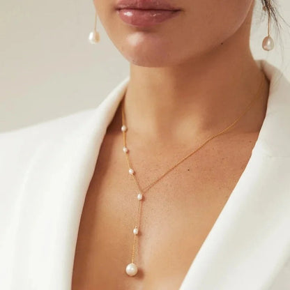 Evelina™ | Women's Vintage Hanging Pearl Necklace
