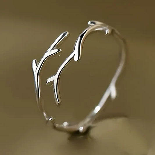 Moonlit Branch Ring | White Gold